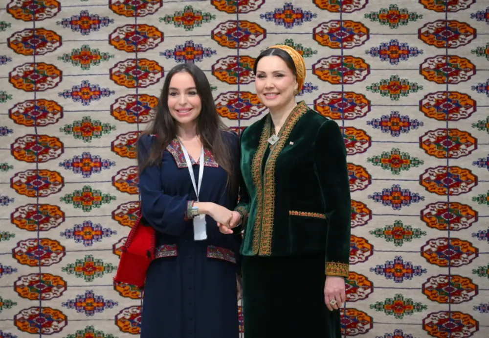 Leyla Əliyeva Türkmənistanda beynəlxalq konfransda iştirak edib