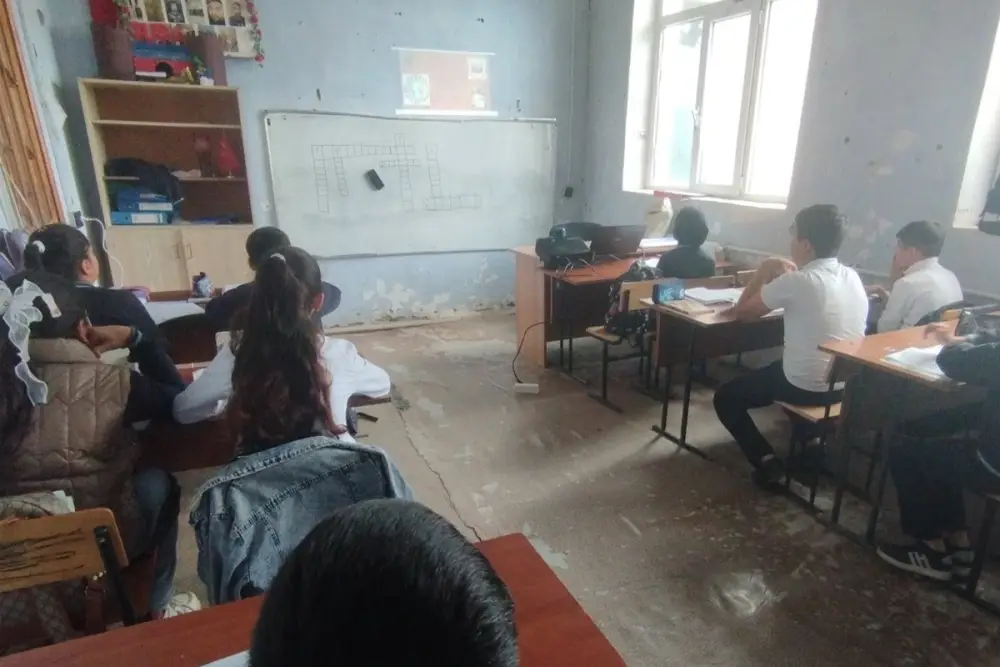 Salyanda məktəbdə 18 şagirdin zəhərlənməsi ilə bağlı Təhsil İdarəsindən AÇIQLAMA