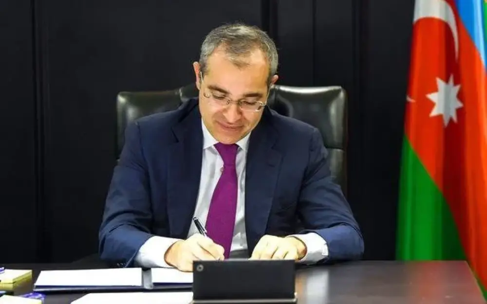 Mikayıl Cabbarov ƏDV-nin qaytarılması ilə bağlı qərar imzaladı
