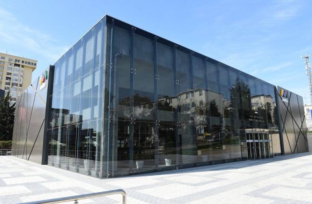 Bu metrostansiyanın 4-cü çıxışı bağlanır