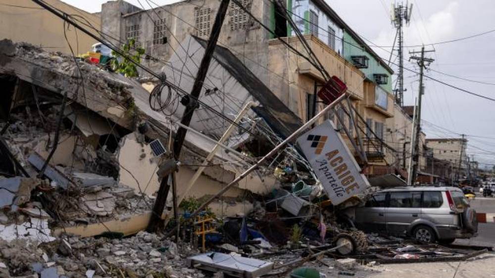 Filippində zəlzələ nəticəsində ölənlərin sayı artdı