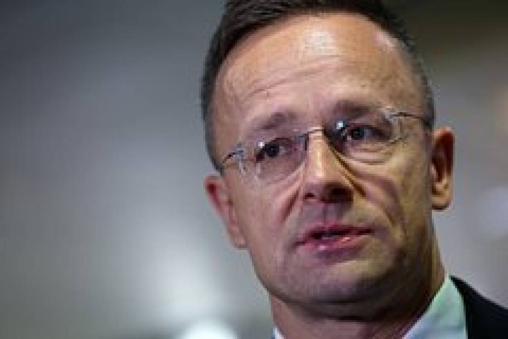 Macarıstan Rusiyaya qarşı yeni sanksiyalar paketini bloklamaqdan imtina edib