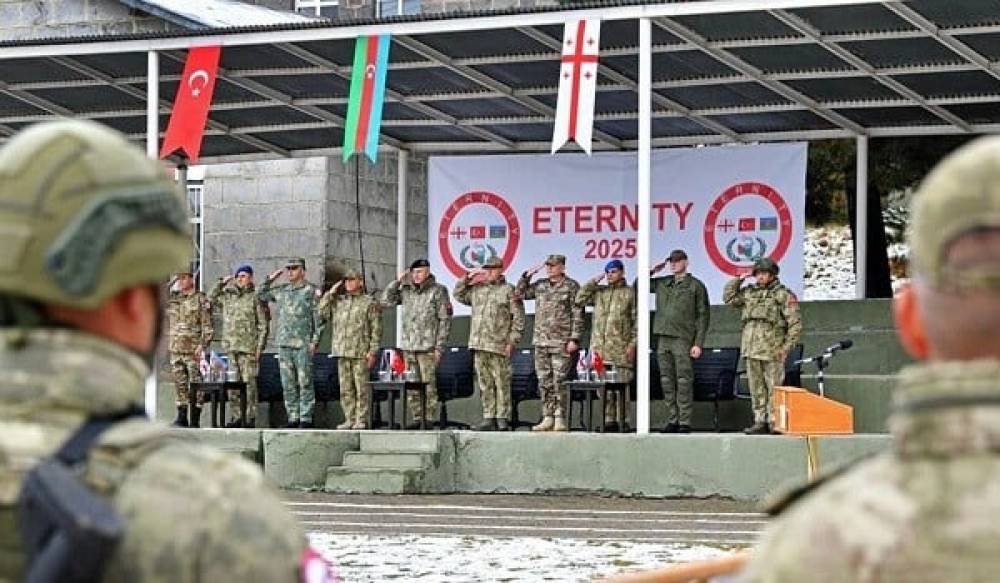 Azərbaycan hərbi qulluqçuları Qarsda təlimdə