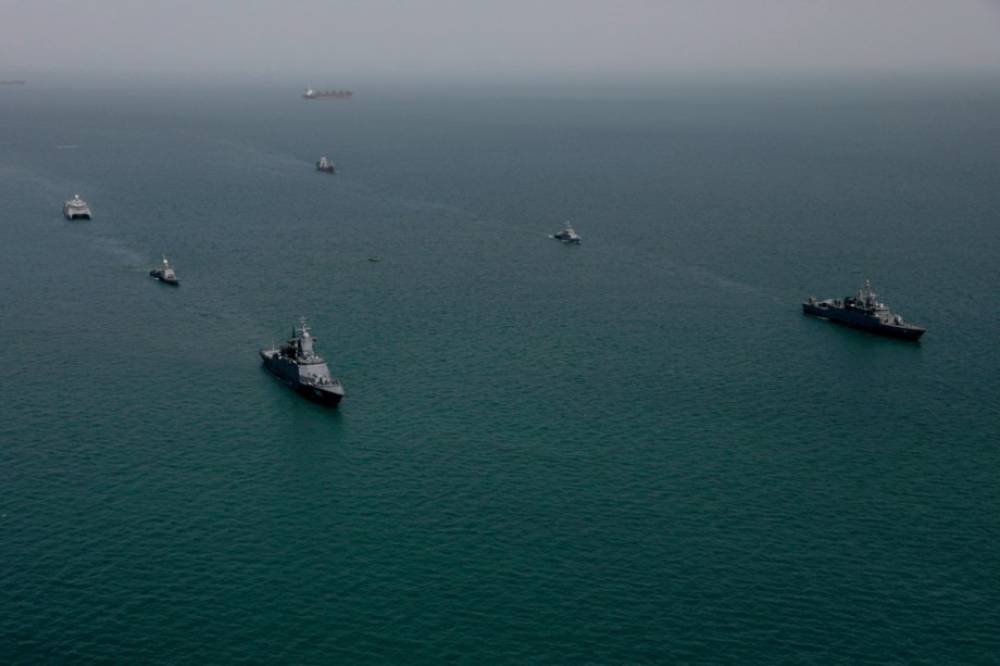 WSJ: İran Hörmüz boğazını açmayacaq