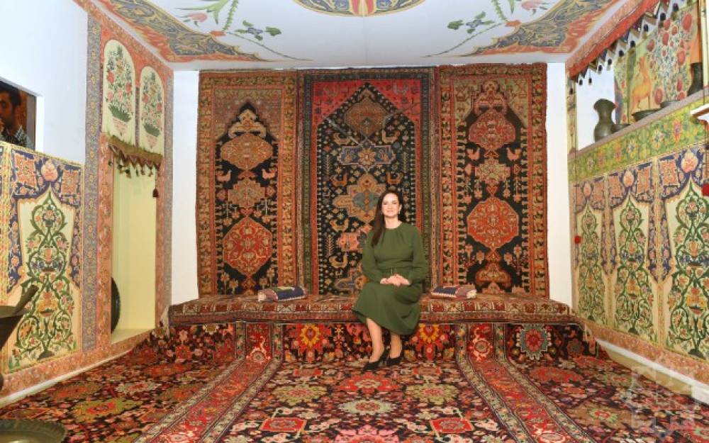 Litvanın Baş naziri Milli Xalça Muzeyində - FOTOLAR