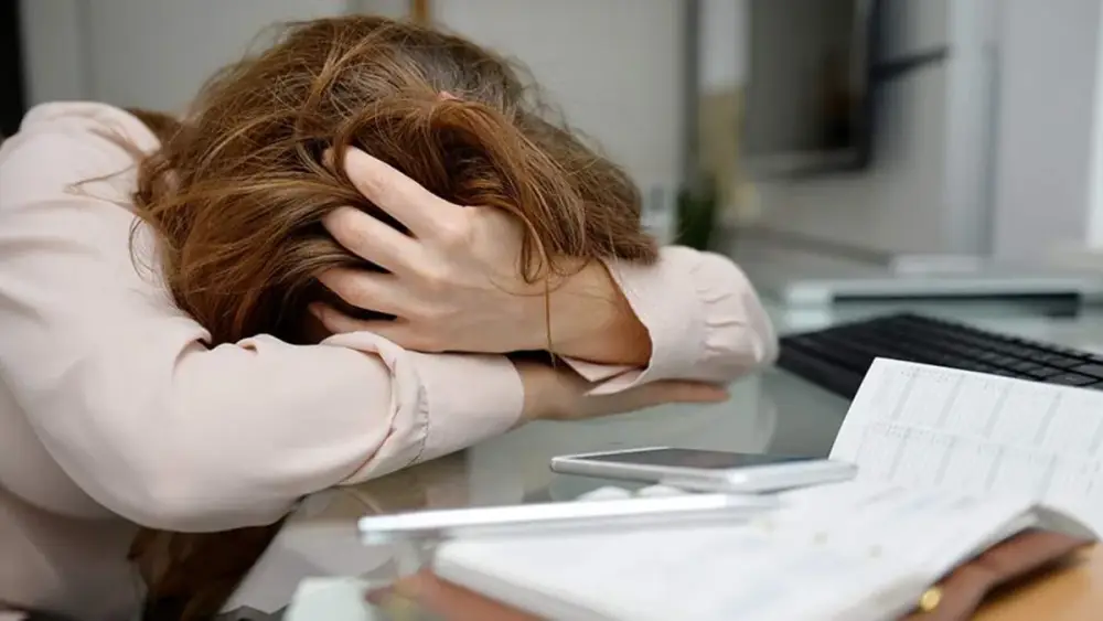 Yuxudan sonra keçməyən yorğunluq hansı xəstəliklərin əlaməti ola bilər?