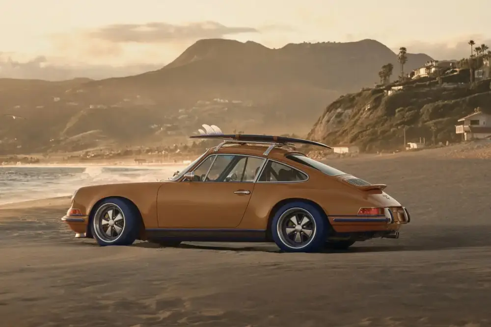 Louis Vuitton və Singer-dən xüsusi Porsche 911 modelləri