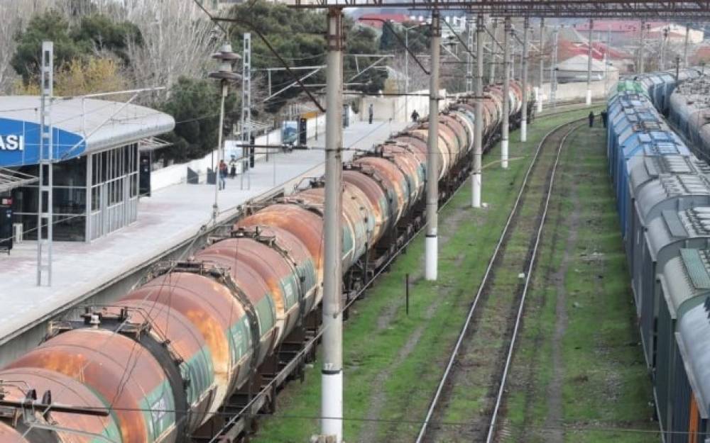 Azərbaycandan Ermənistana neft məhsullarının ilk partiyası Bakıdan yola salındı