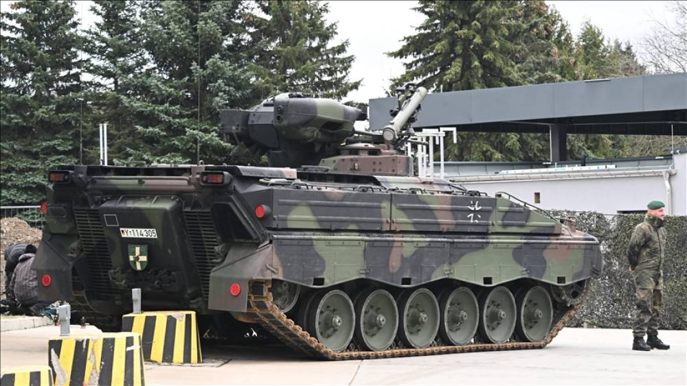 Almaniya 4,2 milyard avro dəyərində zirehli döyüş maşınları sifariş etdi