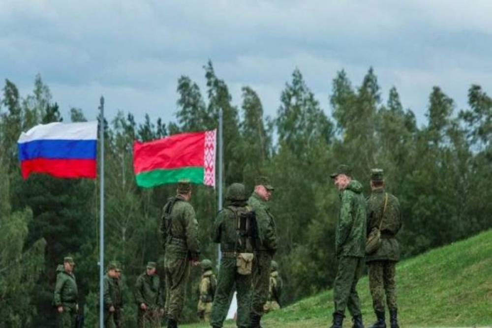 Belarus və Rusiya birgə hərbi sənədi yenilədilər