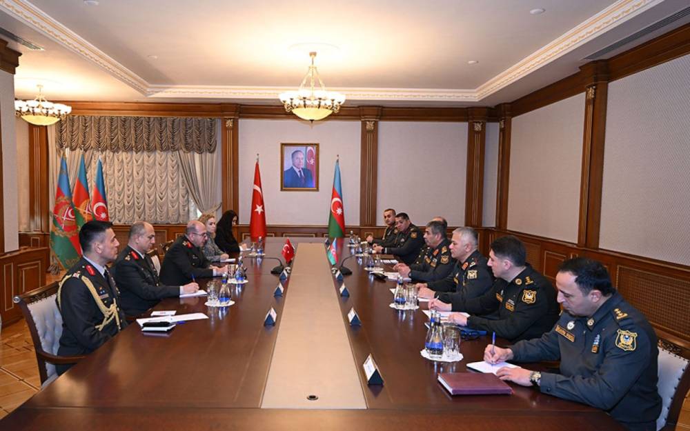 Azərbaycan-Türkiyə hərbi əməkdaşlığı müzakirə edildi - VİDEO