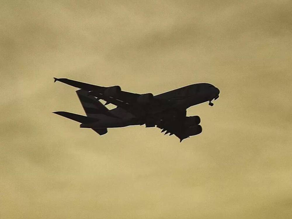 Hindistanda təyyarə qəzaya uğradı: Ölənlər var