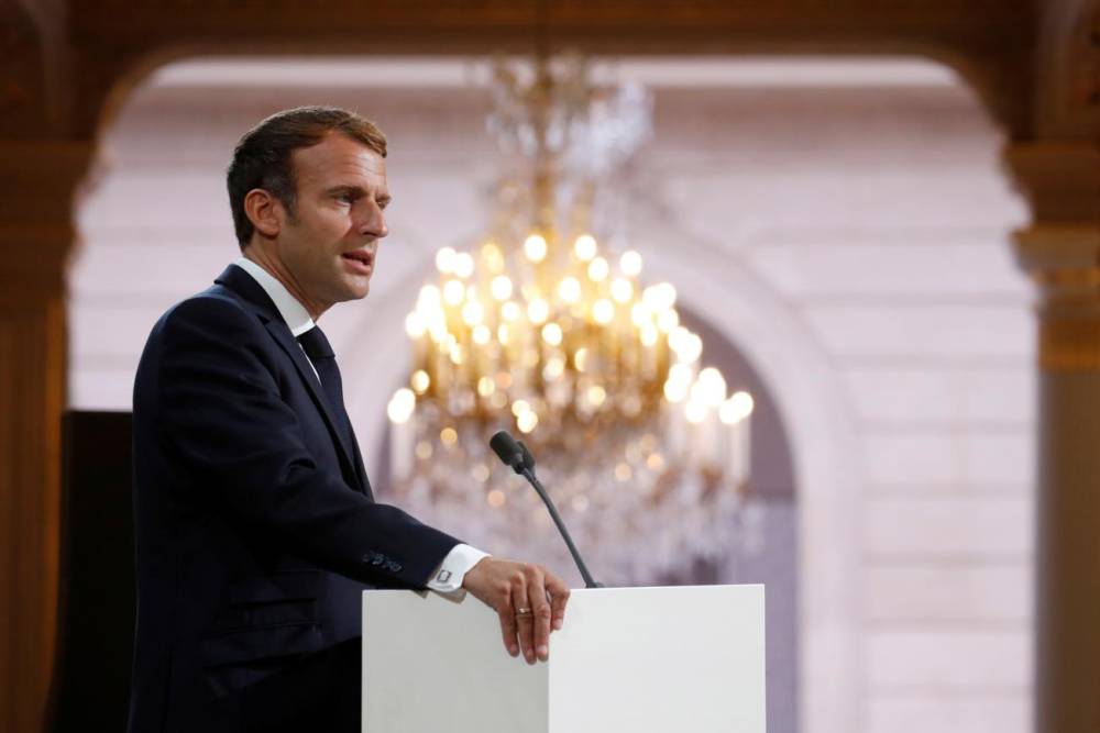 Aİ danışıqlar masasında olmalıdır - Makron 