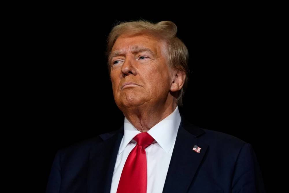 Tramp İrana qarşı genişmiqyaslı hərbi əməliyyata başladıqlarını elan edib