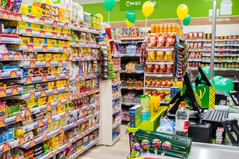 Bakıda marketdə bədbəxt hadisə - ÖLƏN VAR