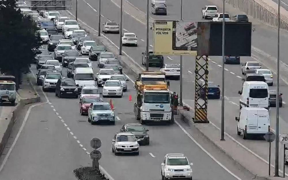 "Koroğlu" istiqamətində yol BAĞLANIR