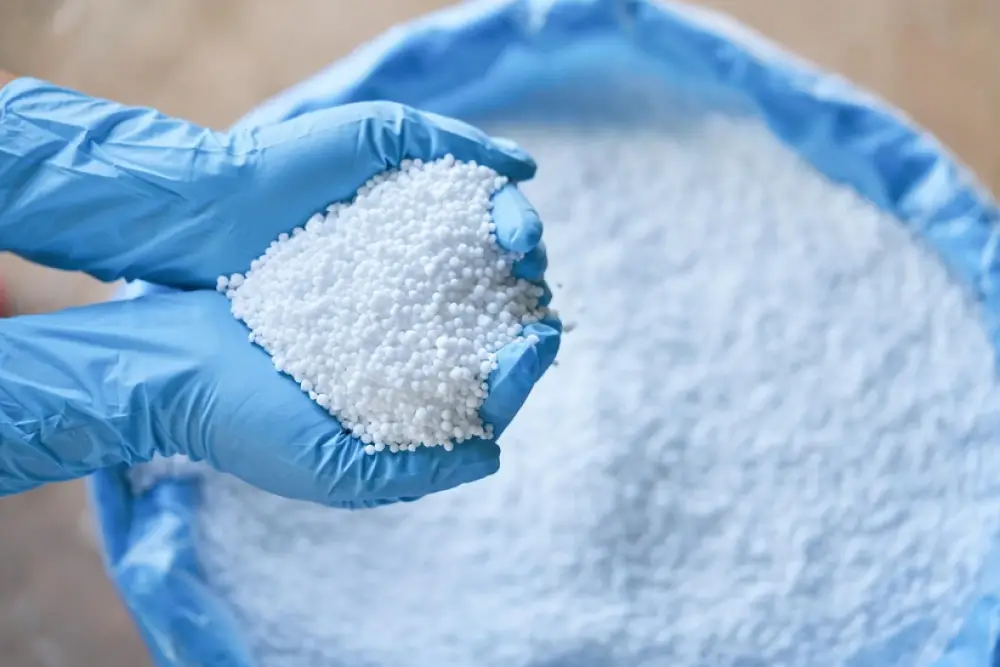 Azərbaycan Ukraynaya karbamid satışından qazancını kəskin artırıb