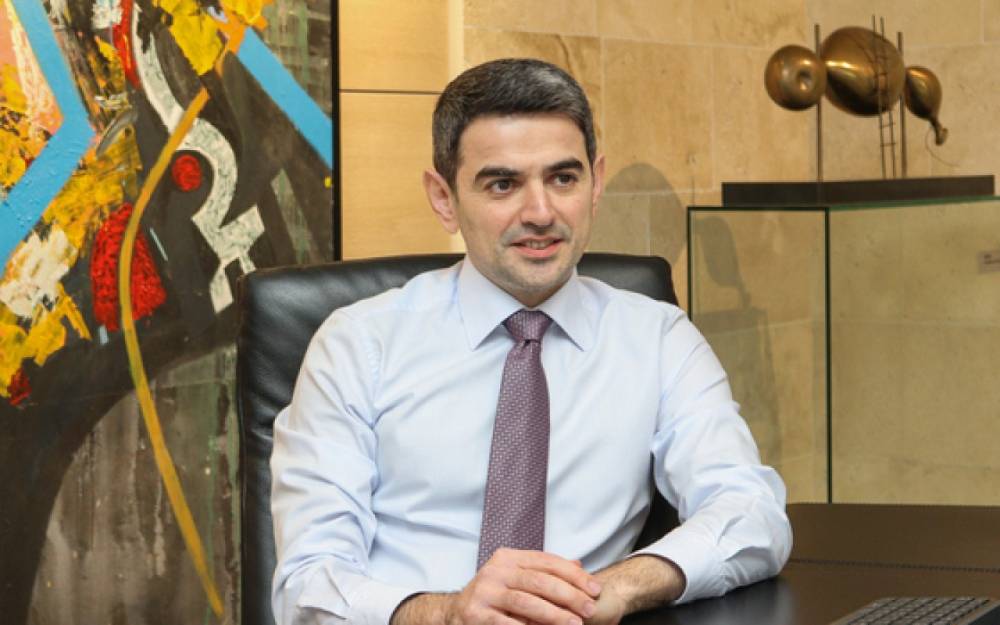Fərid Abuşov "Unibank"ın sədri vəzifəsindən getdi