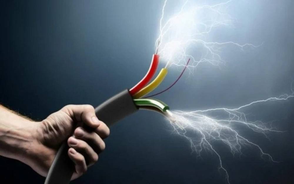 Lerikdə elektrik cərəyanı “Aztelekom”un əməkdaşını vuraraq öldürüb