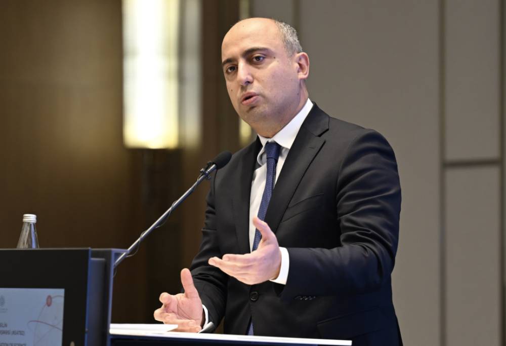 Emin Əmrullayev qəbul keçirdi - Tapşırıqlar verdi