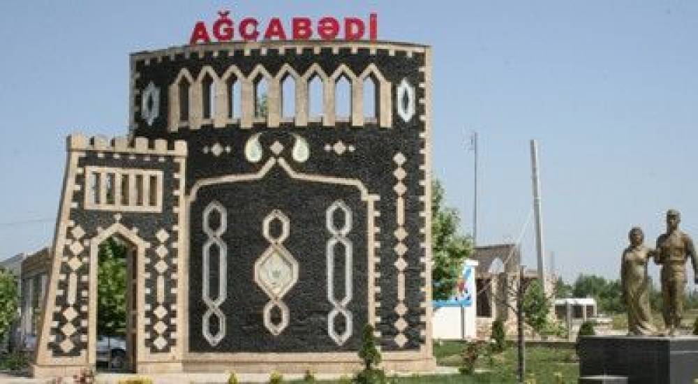 Azərbaycanda qəribə hadisə: Atası "qadın" kimi qeyd olundu