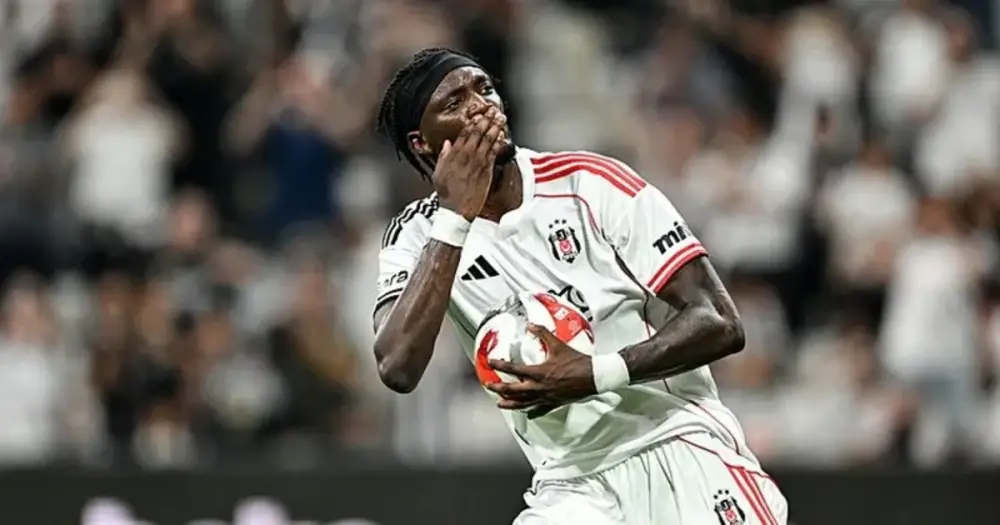 "Beşiktaş"lı futbolçunun evi qarət olundu
