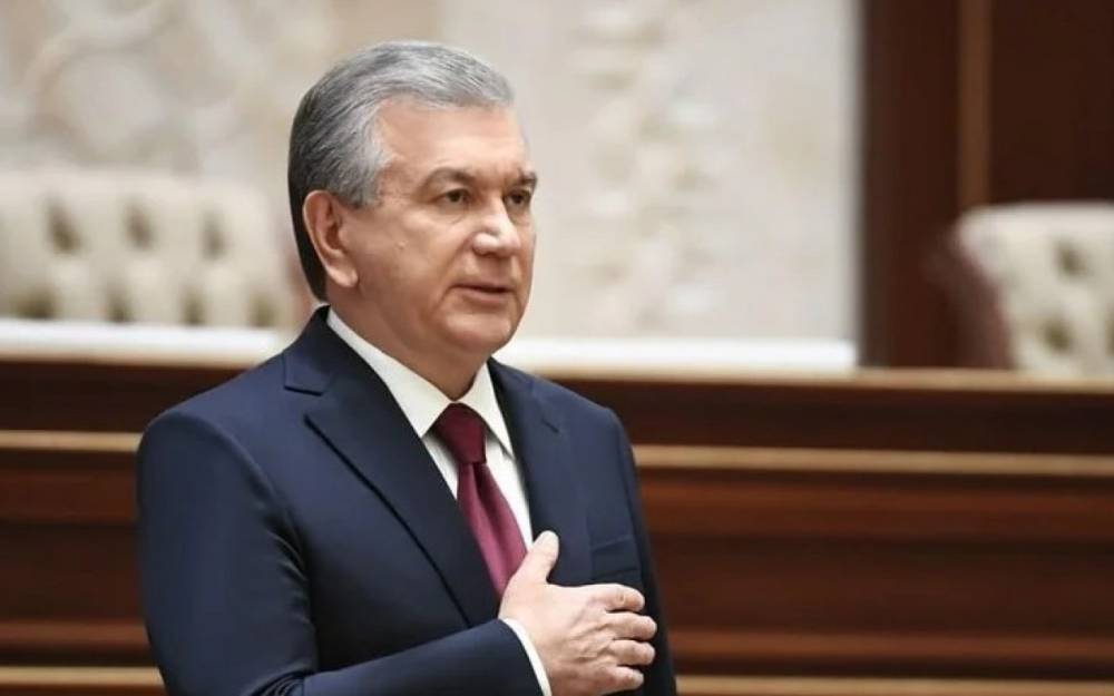 Şavkat Mirziyoyev Bakıda Zəfər parkını ziyarət edib