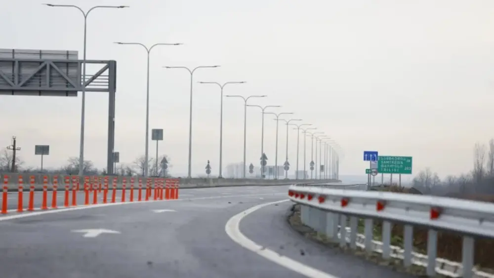 Gürcüstanı Azərbaycanla birləşdirən yeni dördzolaqlı YOL ÇƏKİLƏCƏK