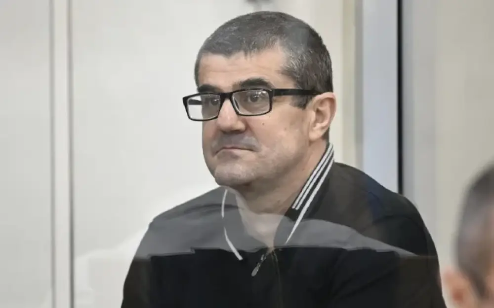 Arayikgilin məhkəməsi prokurorların çıxışları ilə davam etdirilib