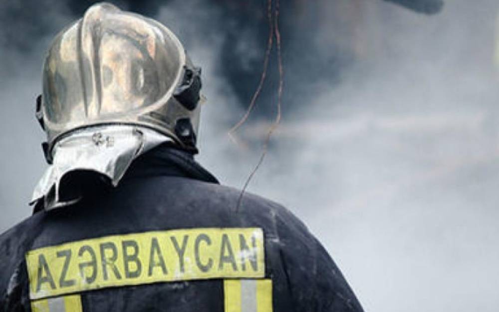 Lökbatanda açıq ərazidə yanğın