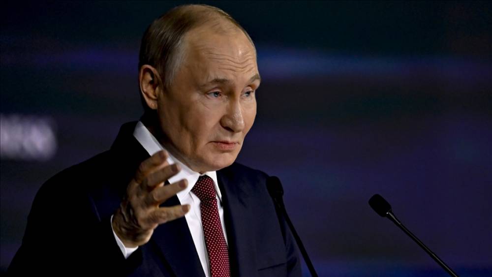 Putin: Xarici güclərin Yaxın Şərqdəki vəziyyətə qarışması dünyanı təhlükəli həddə çatdırıb