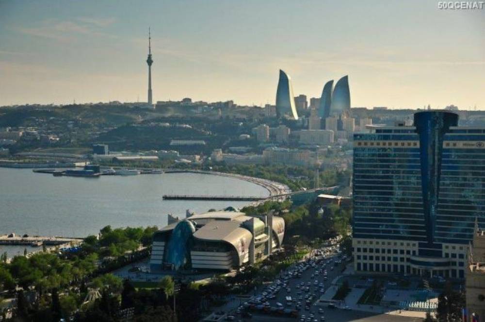Bolqarıstan diplomatlarını İrandan Azərbaycana təxliyə etdi