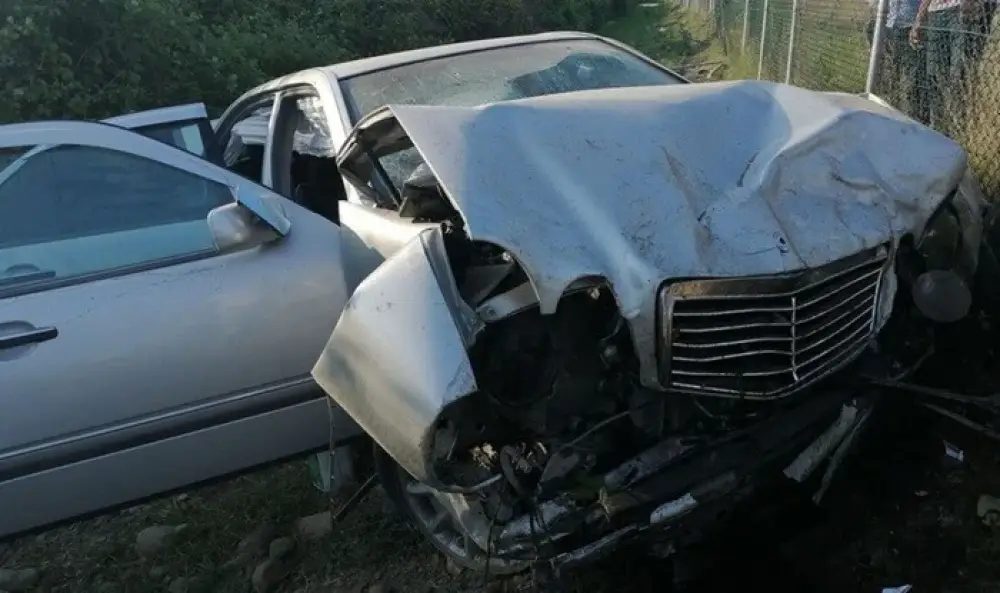 Qadın sürücü qəza törətdi: Azyaşlı övladı öldü