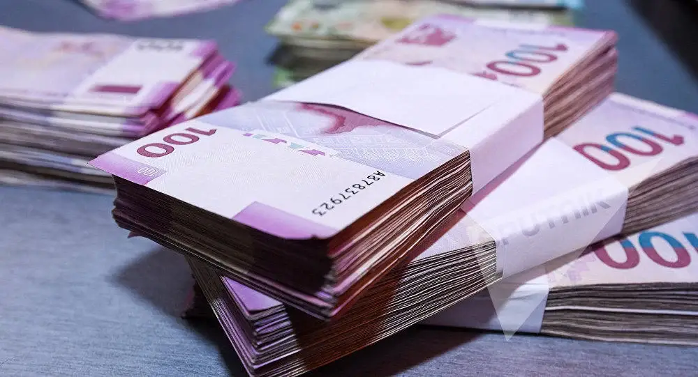 Azərbaycanda orta aylıq maaş artdı