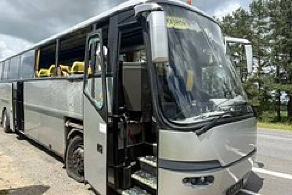 Çin uşaqları daşıyan avtobusa hücumu pislədi