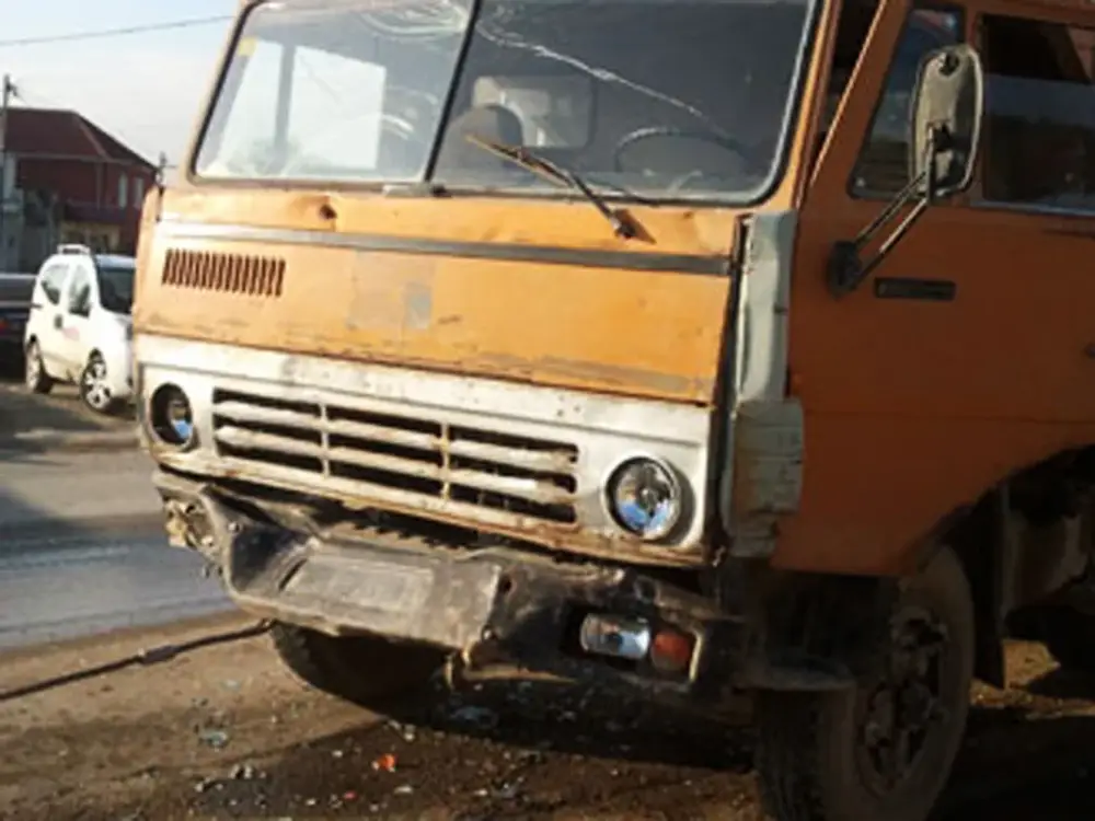 Sabunçu rayonunda "KamAZ" piyadanı vurub öldürdü