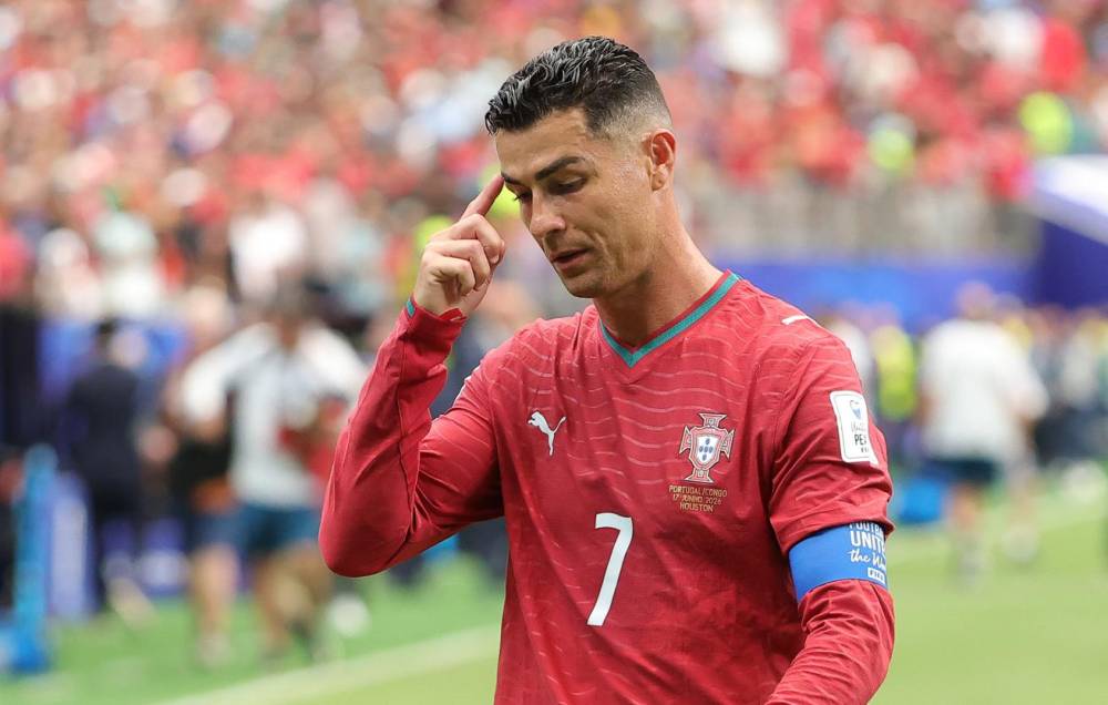 Ronaldonu tənqid etdi: Komanda qol vurmalıdır, sən yox
