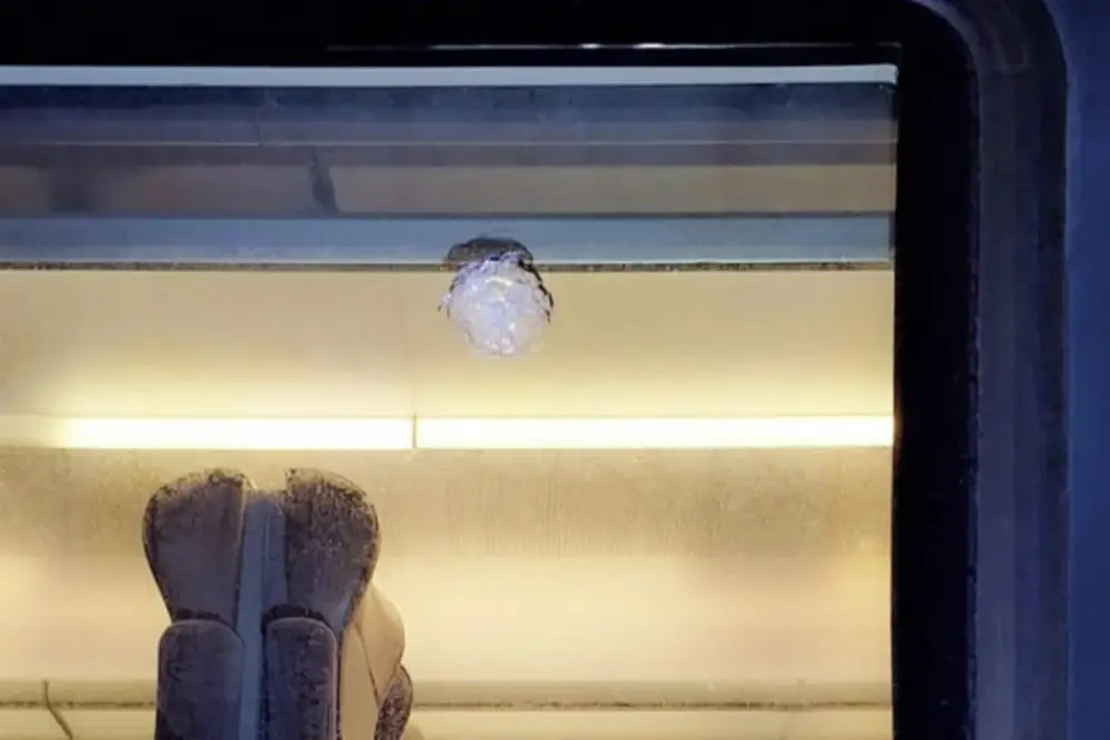 Sürət qatarına daş atan daha 4 yeniyetmə müəyyən edilib