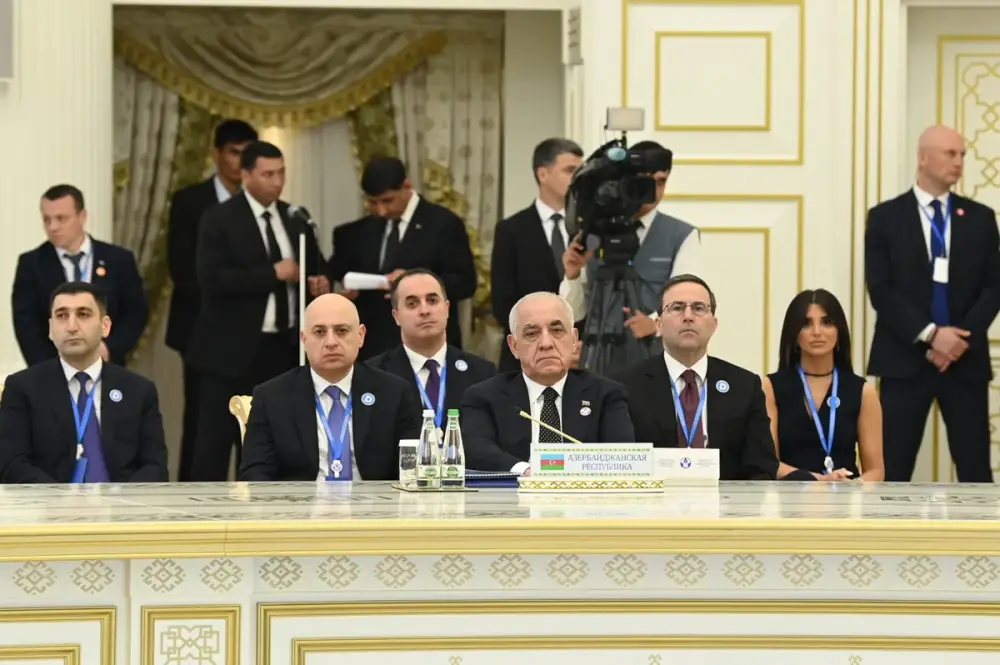 Əli Əsədov Aşqabadda MDB Hökumət Başçıları Şurasının iclasında iştirak edib