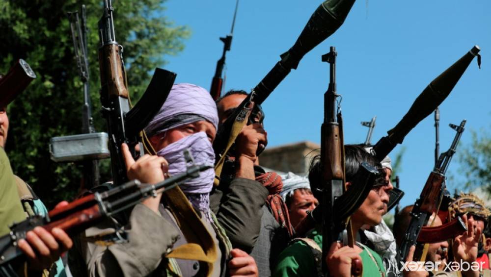 Taliban Əfqanıstanda sürətli interneti kəsdi