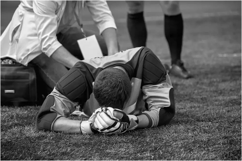 İspaniyada matç zamanı zədələnən qapıçı öldü