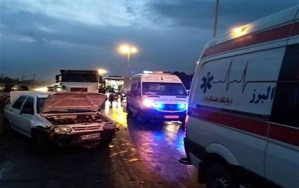 İranda dəhşətli yol qəzası: 30-a yaxın yaralanan var