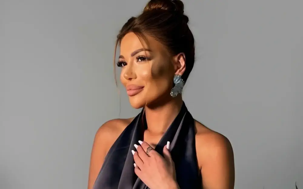 "TikTok"er Mahirəyə hökm oxundu, cəzası buna görə təxirə salındı