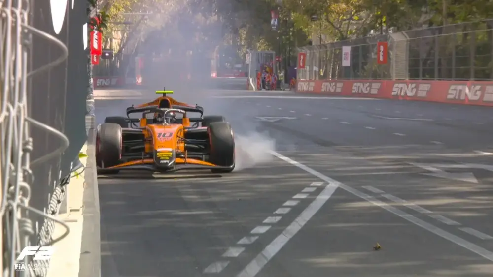 "Formula 2": İki pilot Bakıdakı sərbəst yürüşdə mübarizəni dayandırıb